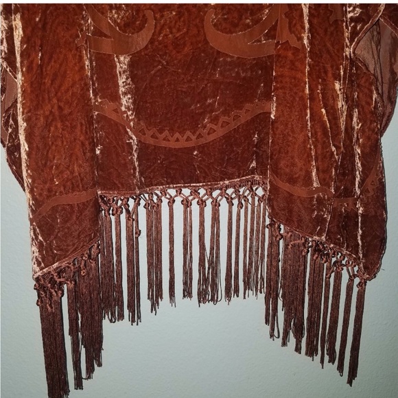 Chico’s Burnt Orange Velvet Burnout Velour Fringe Poncho L/XL - Picture 3 of 6